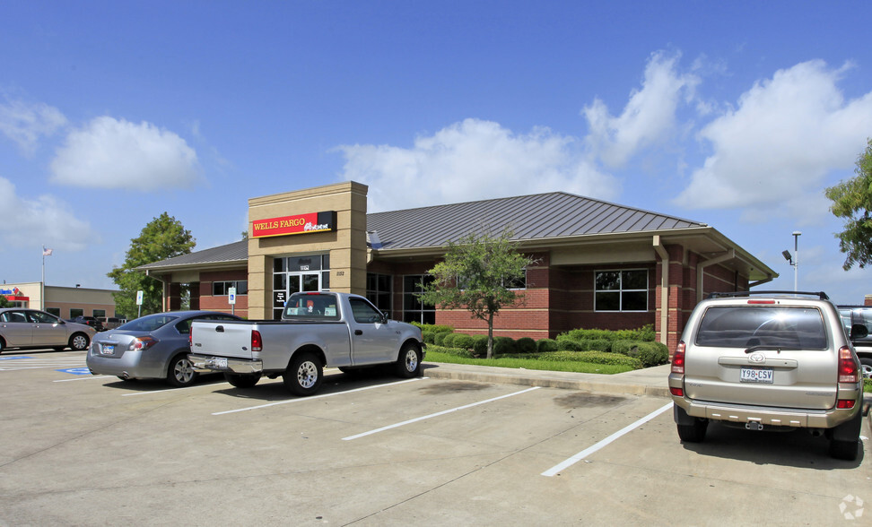 Primary Photo Of 11152 S Gessner Rd, Houston Bank For Sale