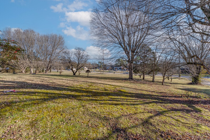 More Photos Of 1445 Ebenezer Rd, Knoxville Land For Sale