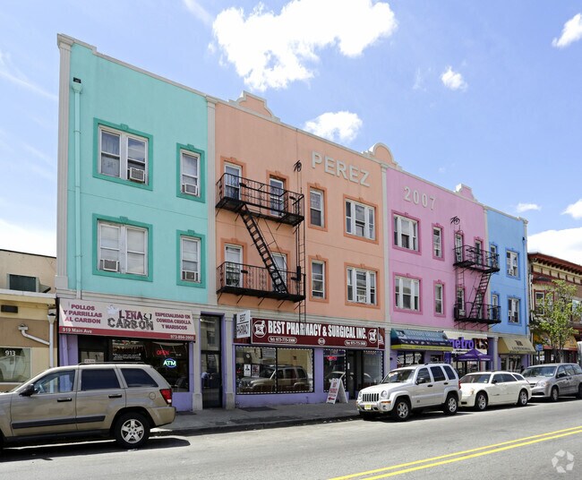 More Photos Of 290 Chestnut St, Newark Office For Sale