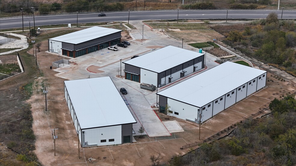 More Photos Of 15819 FM 1325, Austin Warehouse For Lease