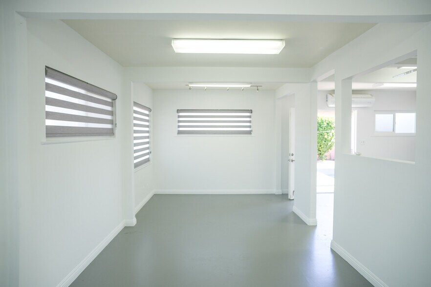 More Photos Of 649-655 W Commonwealth Ave, Fullerton Office For Sale