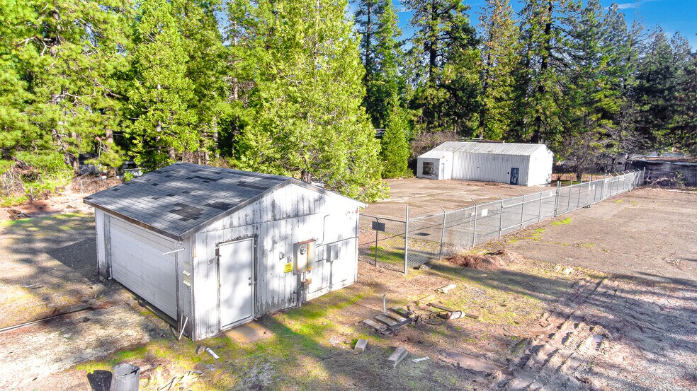 More Photos Of 5060 Pony Express Trl, Camino Industrial For Sale