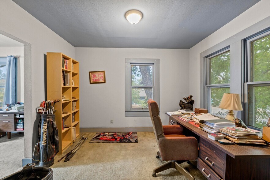 More Photos Of 2117 E Cesar Chavez St, Austin Office Residential For Sale