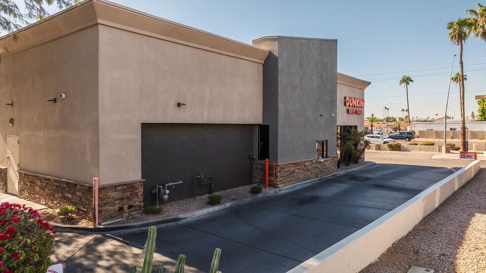 More Photos Of 2105 S Alma School Rd, Mesa Freestanding For Sale