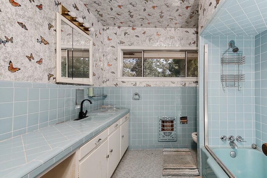 More Photos Of 7185 State Highway 75 S, Huntsville Flex For Sale