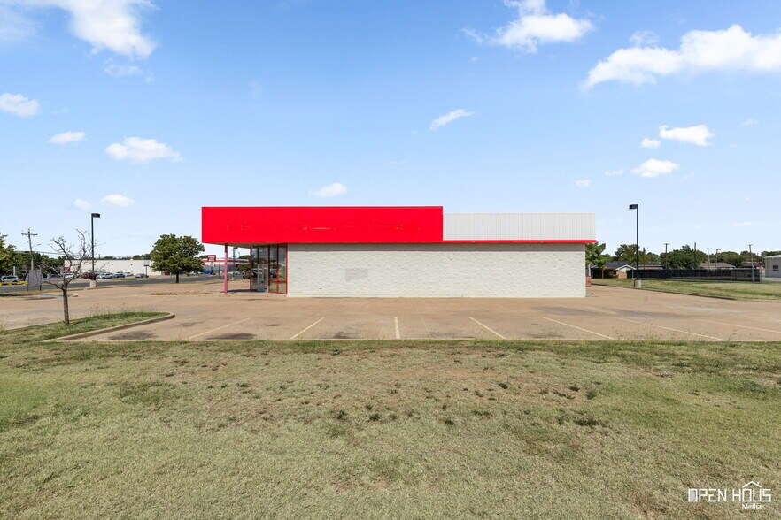 More Photos Of 4205 Old Jacksboro Hwy, Wichita Falls Freestanding For Lease
