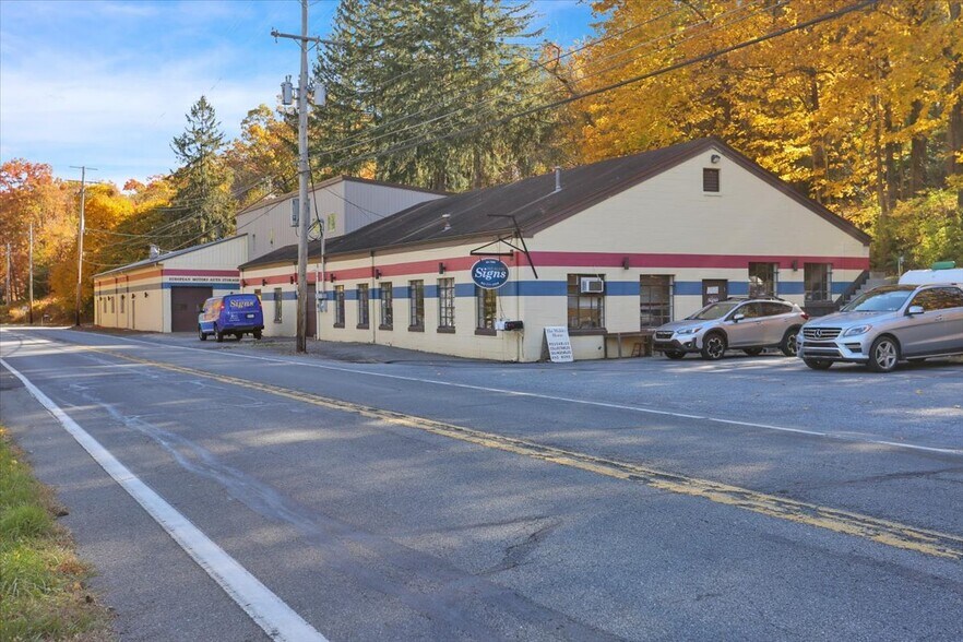 More Photos Of 4116 New Holland Rd, Mohnton Warehouse For Sale