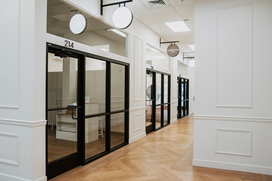 More Photos Of 285 Liberty St, Salem Storefront Retail Office For Lease