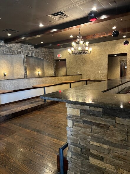 More Photos Of 8138 S Lewis Ave, Tulsa Unknown For Sale