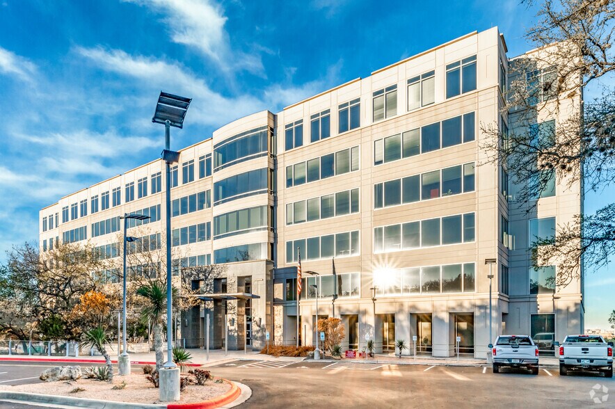 More Photos Of 2600 Via Fortuna, Austin Unknown For Lease
