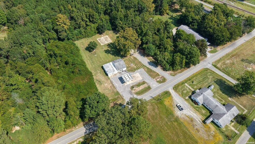 More Photos Of 8300 Woodson Lateral Rd, Woodson Convenience Store For Sale