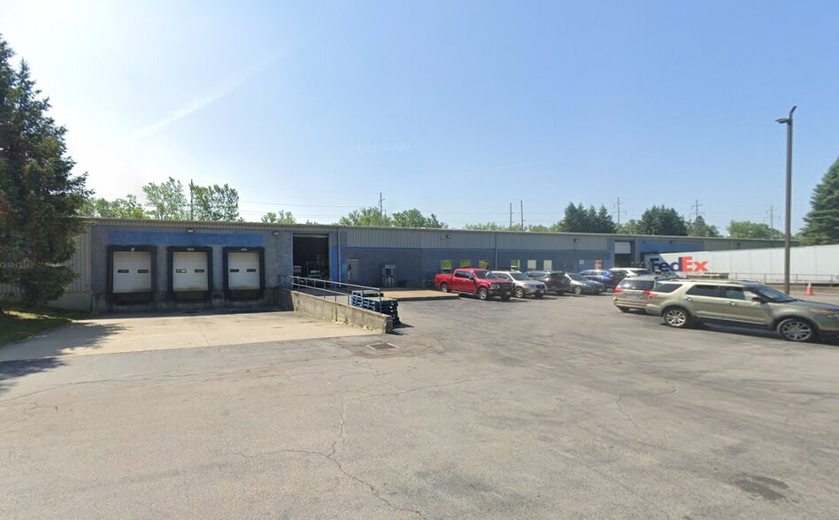 More Photos Of 85 Innsbruck Dr, Cheektowaga Distribution For Lease