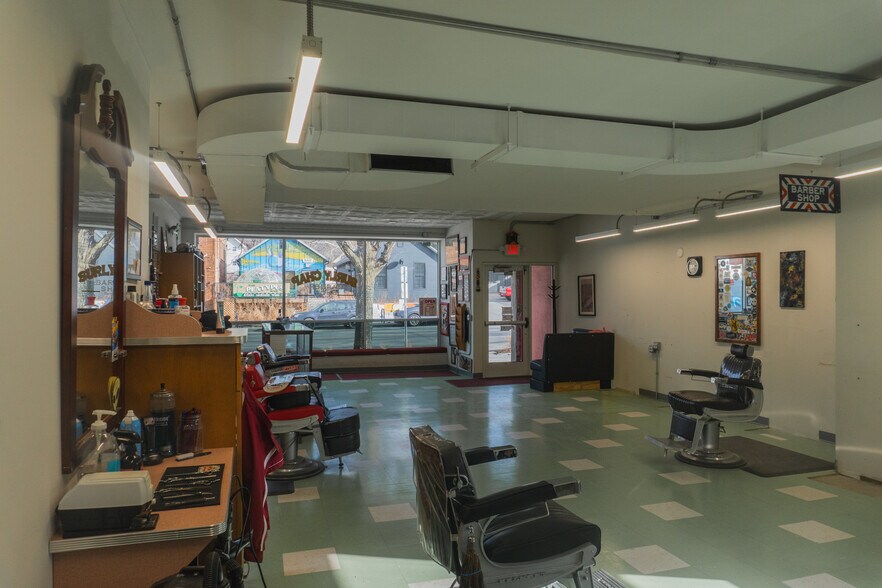 More Photos Of 1410 S 13th St, Omaha General Retail For Lease