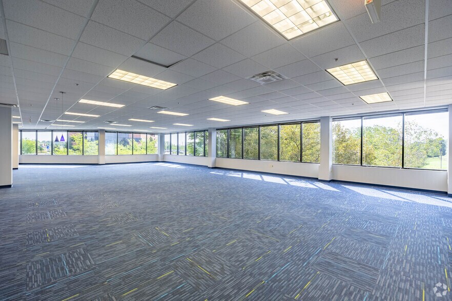 More Photos Of 3900 Olympic Blvd, Erlanger Office For Lease