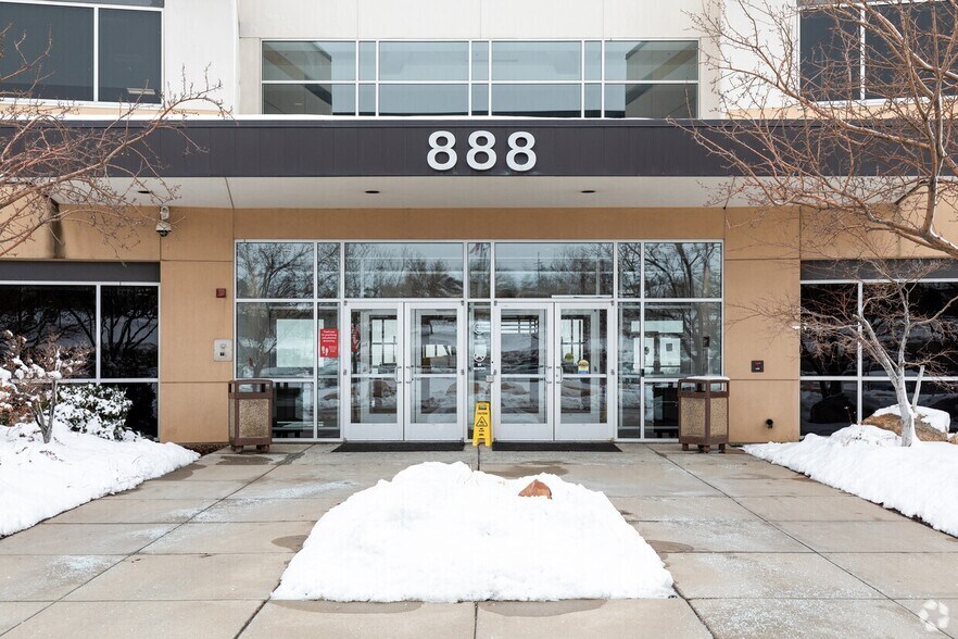 More Photos Of 888 University Park Blvd, Clearfield Office For Lease