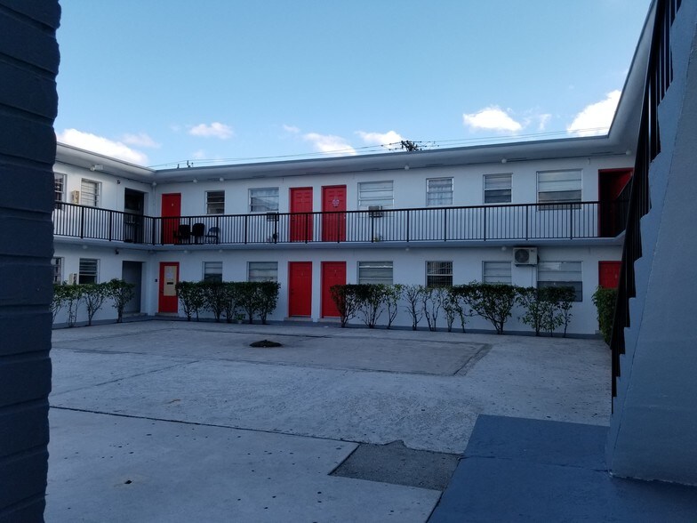 More Photos Of 110 E 10th St, Hialeah Apartments For Sale