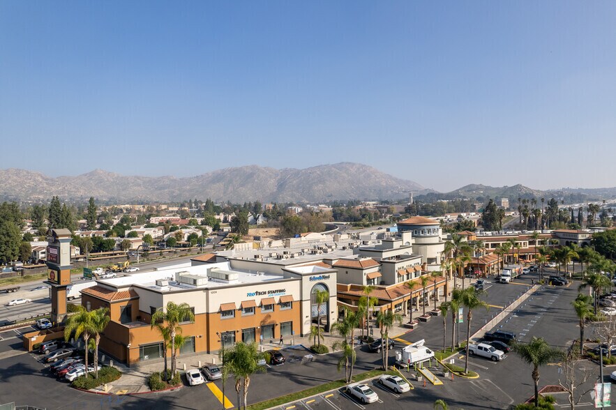 More Photos Of 1201 University Ave, Riverside Unknown For Lease