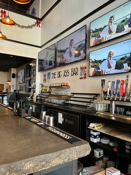 More Photos Of 224 Market St, Philadelphia Restaurant For Lease