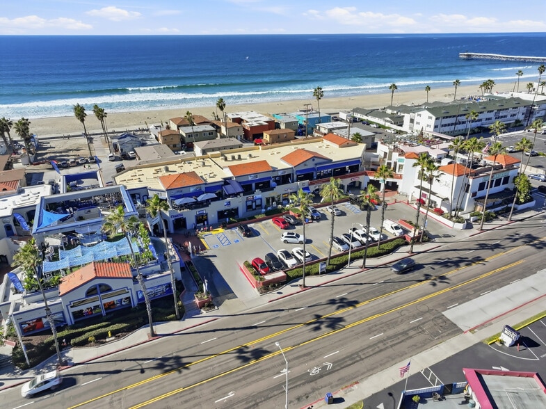 More Photos Of 4110-4190 Mission Blvd, San Diego Unknown For Lease