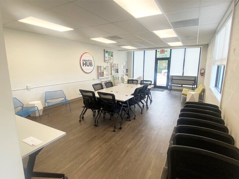 More Photos Of 1801 Reynolds Ave, North Charleston Office For Sale