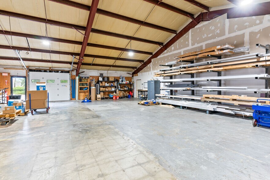 More Photos Of 44 Lincoln St, Saco Office For Sale