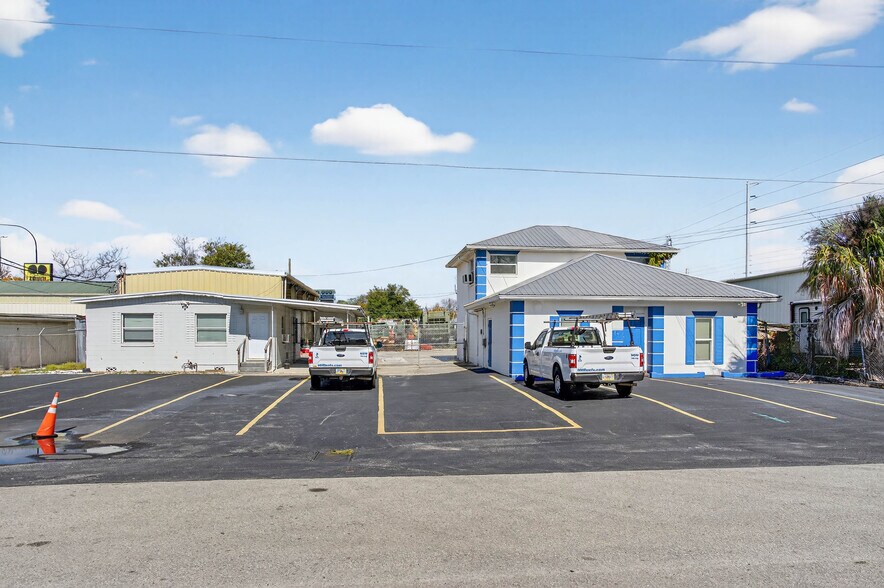 More Photos Of 515-519 18th St, Orlando Warehouse For Lease