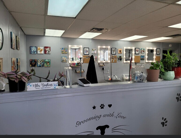 More Photos Of 2407 S Shelby St, Louisville Storefront For Sale