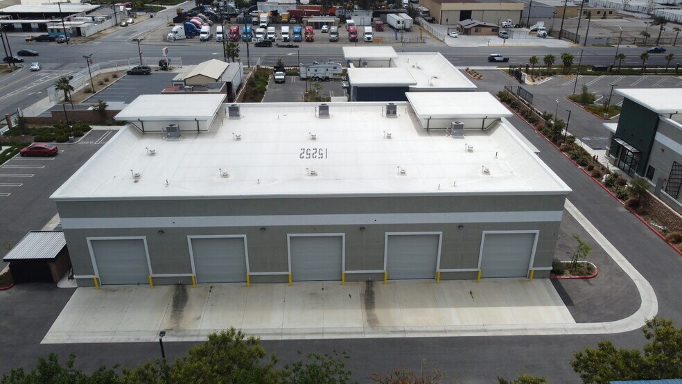 More Photos Of 15252 Valley Blvd, Fontana Unknown For Lease