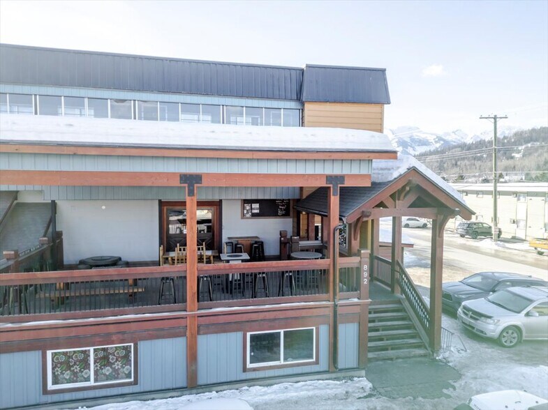 More Photos Of 892 6th Ave, Fernie Hospitality For Sale