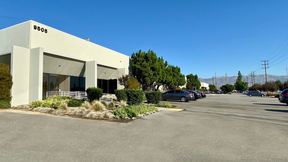 More Photos Of 9505-9541 Mason Ave, Chatsworth Manufacturing For Lease