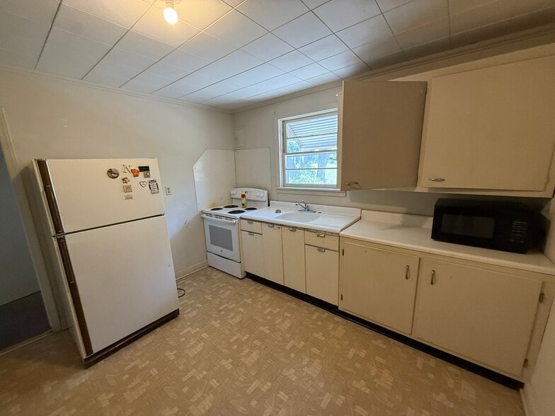 More Photos Of 67 Falls Ave, Granite Falls Multifamily For Sale