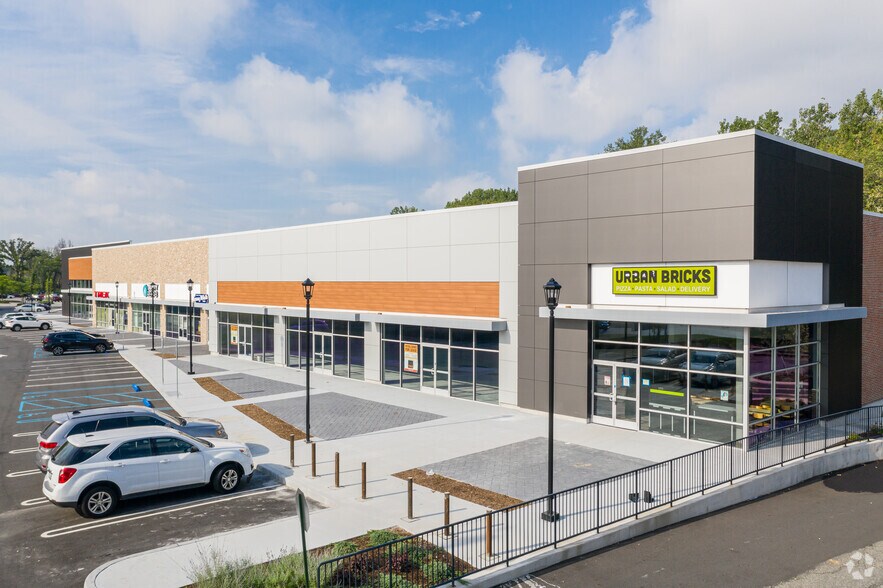 Primary Photo Of 289-315 Route 17 S, Paramus General Retail For Lease
