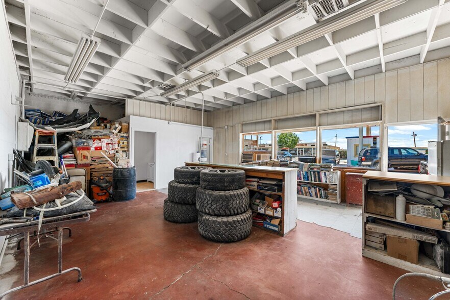 More Photos Of 27157 Twenty Mule Team rd, Boron Industrial For Sale