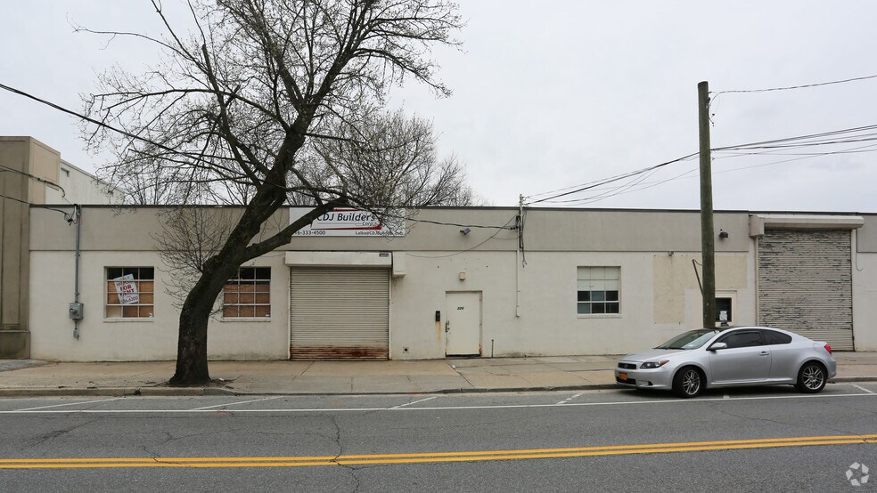 More Photos Of , Carle Place Industrial For Sale