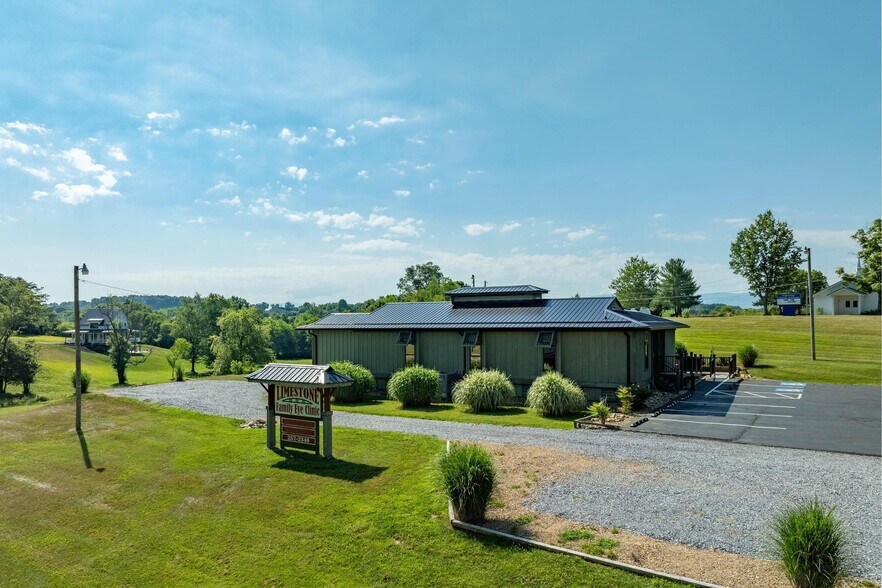 More Photos Of 364 Opie Arnold Rd, Limestone Medical For Sale