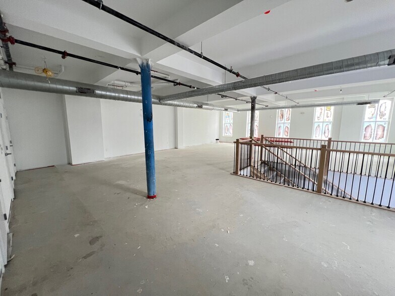 More Photos Of 141 Christopher Columbus Dr, Jersey City Apartments For Lease