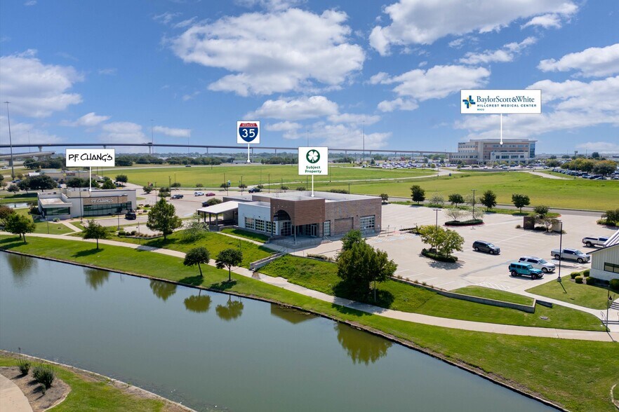 More Photos Of 5601 Crosslake Pky, Waco Restaurant For Lease