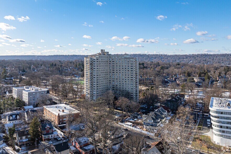 More Photos Of 377 S Harrison St, East Orange Apartments For Lease