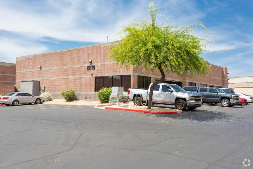 More Photos Of 15679 N 83rd Way, Scottsdale Warehouse For Lease