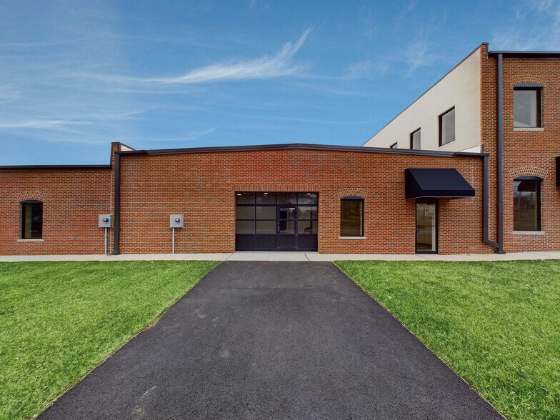 More Photos Of 700 Grand Ave, Hackettstown Warehouse For Sale