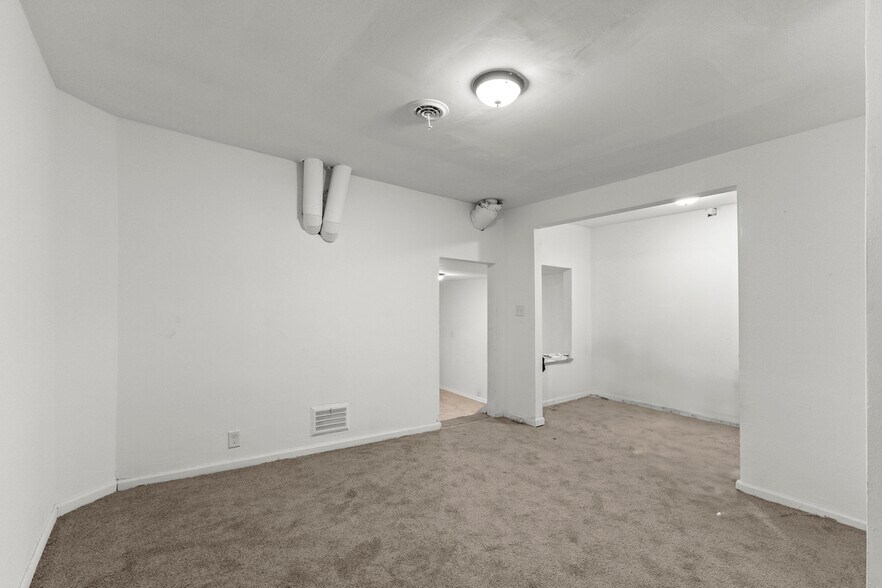 More Photos Of 19420 W Warren Ave, Detroit Auto Dealership For Sale