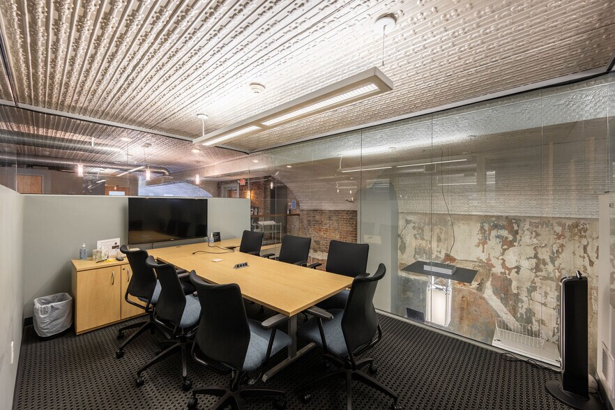 More Photos Of 632 Russell St, Covington Research And Development For Sale