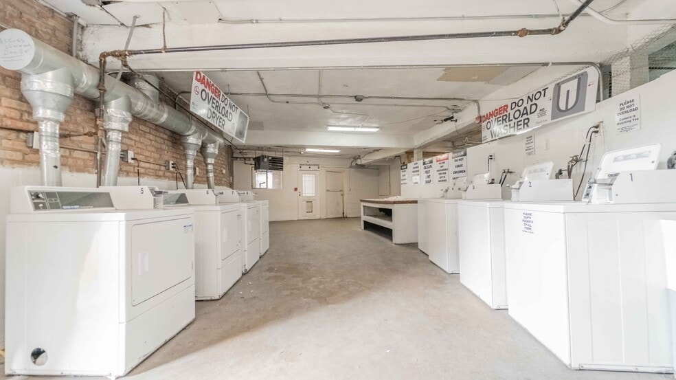 6200 Melton Rd, Gary, IN 46403 Hotel For Sale
