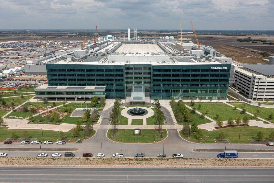 More Photos Of 16675 FM 1660, Taylor Land For Sale