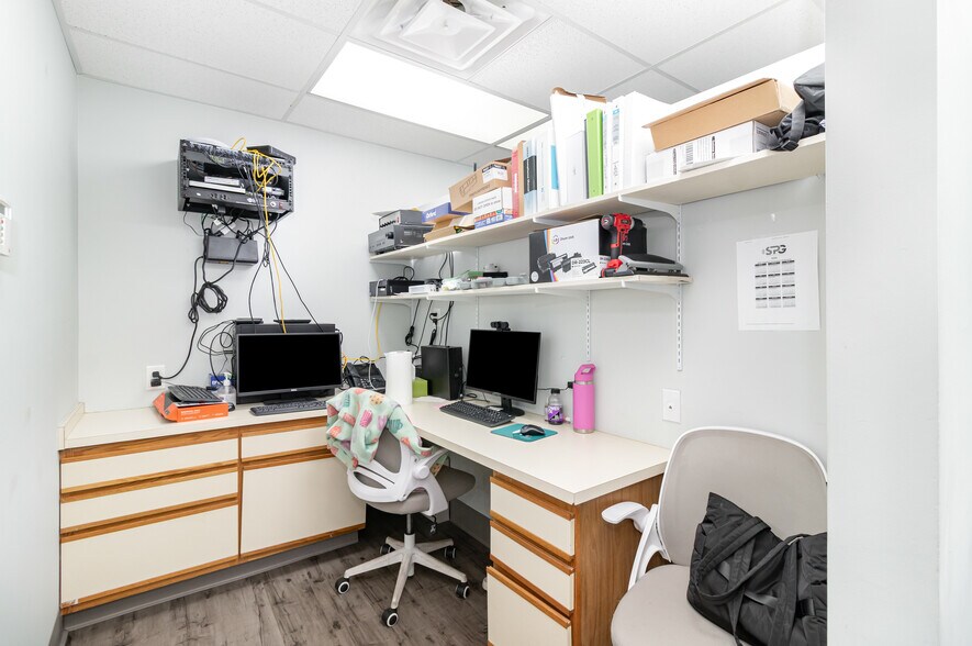 More Photos Of 2751 Blue Rock Rd, Cincinnati Medical For Sale