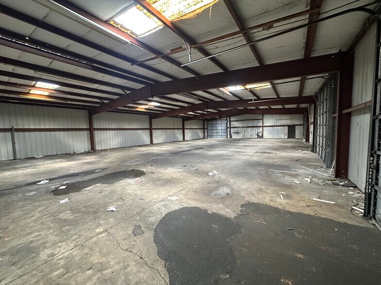 More Photos Of 9521 Denton Ave, Hudson Unknown For Lease