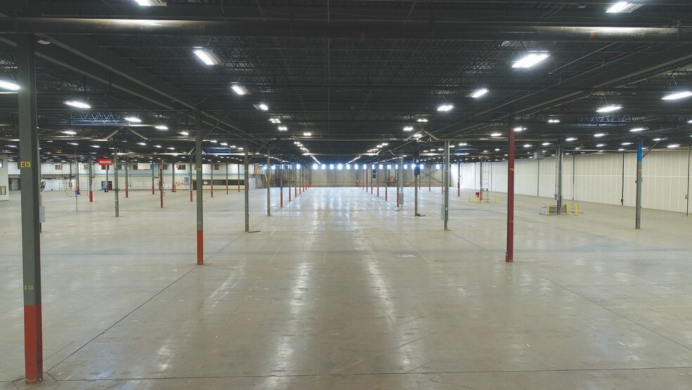More Photos Of 2250 Roswell Dr, Pittsburgh Distribution For Lease