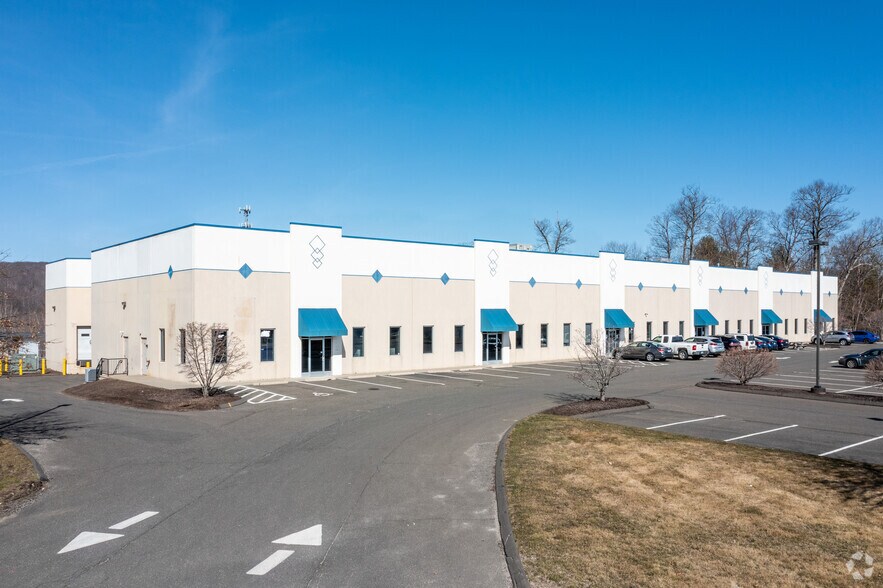 Primary Photo Of 7 Francis J Clarke Cir, Bethel Manufacturing For Lease