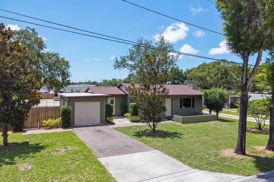 More Photos Of 883 South Wind Ln, Largo Industrial For Sale