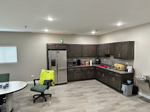More Photos Of 24145 S La Grange Rd, Frankfort Manufacturing For Sale
